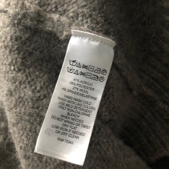 Long gray sweater - Picture 3 of 4